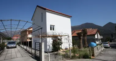 Дом 2 спальни в Черногория