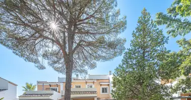 3 bedroom townthouse in Benahavis, Spain