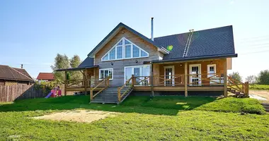 House in Putcynski sielski Saviet, Belarus