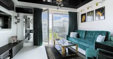 4 room apartment in Lomianki Dolne, Poland