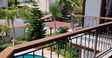 Villa 8 Zimmer mit Parkplatz, mit Schwimmbad, mit Bergblick in Alanya, Türkei