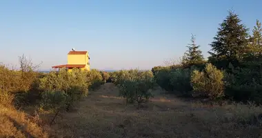 Grundstück in Agios Mamas, Griechenland