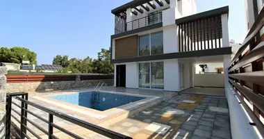 Villa 4 zimmer mit Balkon, mit Klimaanlage, mit Meerblick in Kyrenia, Nordzypern