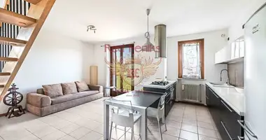 2 bedroom apartment in Valeggio sul Mincio, Italy