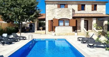 Villa 4 bedrooms in Porec, Croatia