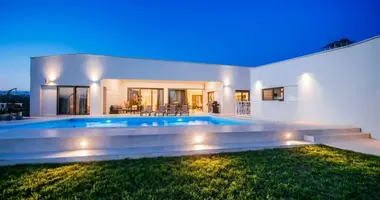 Villa 5 bedrooms in Zemunik Donji, Croatia