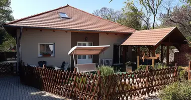 5 room house in Erd, Hungary