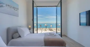 Wohnung 4 Schlafzimmer in Budva, Montenegro