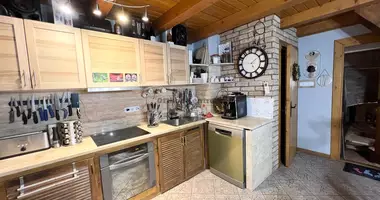 3 room house in Suetto, Hungary