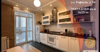 Apartamento 3 habitaciones en Minsk, Bielorrusia