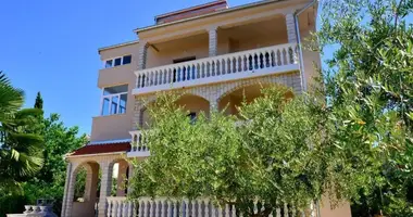 Hotel 560 m² w Mjesni odbor Milcetici - Turcici - Zidarici, Chorwacja