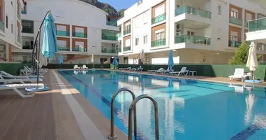 2 bedroom apartment in Konyaalti, Turkey