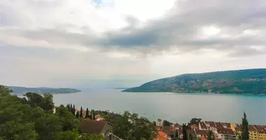 Reihenhaus in Herceg Novi, Montenegro