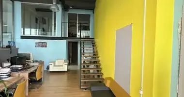 Bureau 100 m² dans Tbilissi, Géorgie
