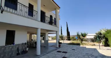 Haus 7 Schlafzimmer in Kalavasos, Cyprus