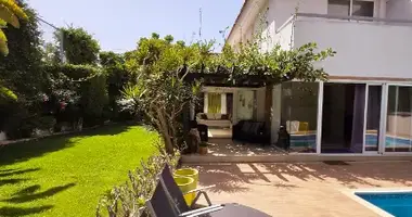 Villa 4 bedrooms in Germasogeia, Cyprus
