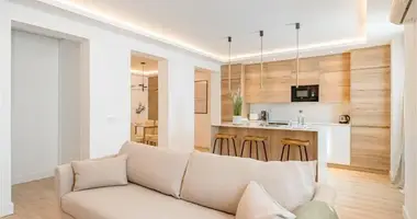 Apartamento 4 habitaciones en Área metropolitana de Madrid y Corredor del Henares, España