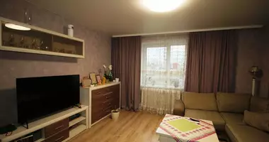 4 room apartment in Zhdanovichy, Belarus