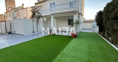 Haus 4 zimmer in Torrevieja, Spanien