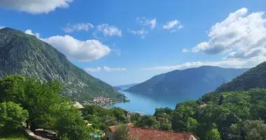 Parcela en Risan, Montenegro