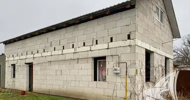 Maison dans carnaucycki siel ski Saviet, Biélorussie