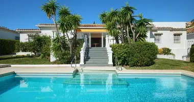 3 bedroom house in Estepona, Spain