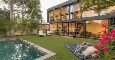 Villa  mit Balkon, mit Möbliert, mit Klimaanlage in Pecatu, Indonesien