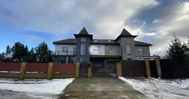 5 room house in Vzmore, Russia