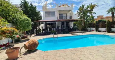 Villa 5 bedrooms in Paphos Municipality, Cyprus