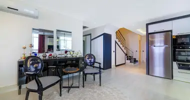 4 bedroom apartment in Tosmur, Turkey
