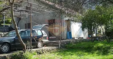 Дом 3 комнаты в Тиват, Черногория