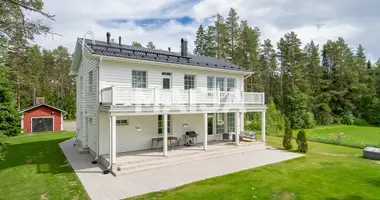 Casa 5 habitaciones en Raahe, Finlandia