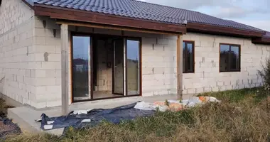 3 room house in Gatchinsky District, Russia