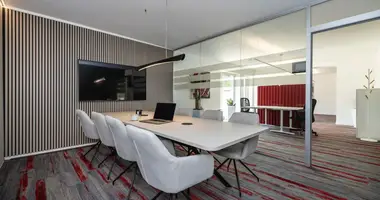 Office 267 m² in Langenzersdorf, Austria