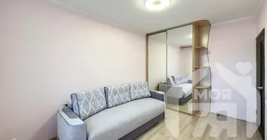 Apartamento 3 habitaciones en Borisov, Bielorrusia