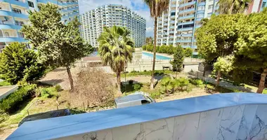 Dúplex 5 habitaciones en Mezitli, Turquía