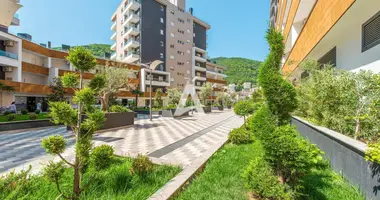 Wohnung 1 Schlafzimmer mit Blick auf den Hof, mit Öffentlicher Parkplatz in Budva, Montenegro