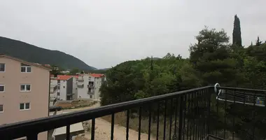 Apartamento 2 habitaciones en Igalo, Montenegro