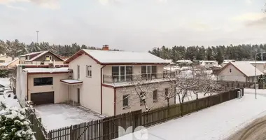 Casa 5 habitaciones en Raunas pagasts, Letonia