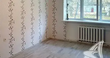 2 room apartment in Pielisca, Belarus