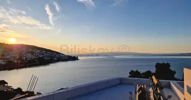 Mieszkanie 3 pokoi w Okrug Gornji, Chorwacja