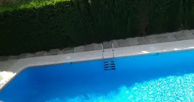 Apartamento 3 habitaciones en Izhevsk, Rusia