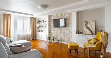 5 room apartment in Minsk, Belarus