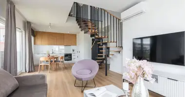 Apartamento 3 habitaciones en Varsovia, Polonia