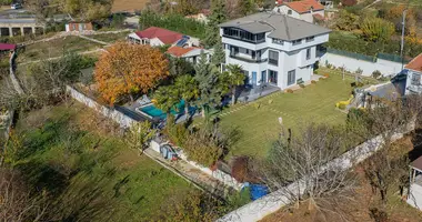 Villa 9 chambres avec Balcon, avec Climatiseur, avec parkovka dans Cakil Mahallesi, Turquie