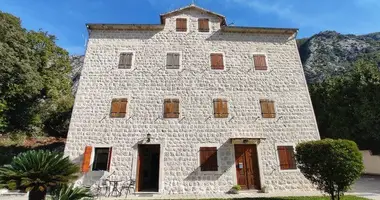 Appartement 2 chambres dans Kotor, Monténégro