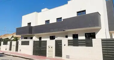 Таунхаус 3 спальни с видом на море, с террасой, с White goods в San Pedro del Pinatar, Испания