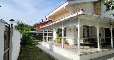 Casa 5 habitaciones con balcón, con sótano, con estacionamiento en Marmara Region, Turquía