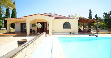 Casa 3 habitaciones en Kamares, Chipre