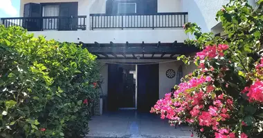 2 bedroom house in Paphos Municipality, Cyprus